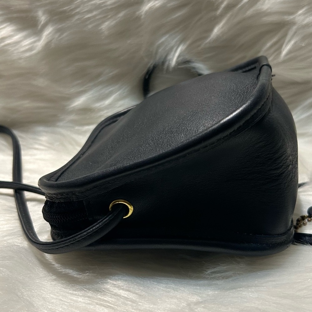 Coach Vintage Small Elegant Navy Blue Women's Crossbody Bag 9935 - Picture 5 of 11